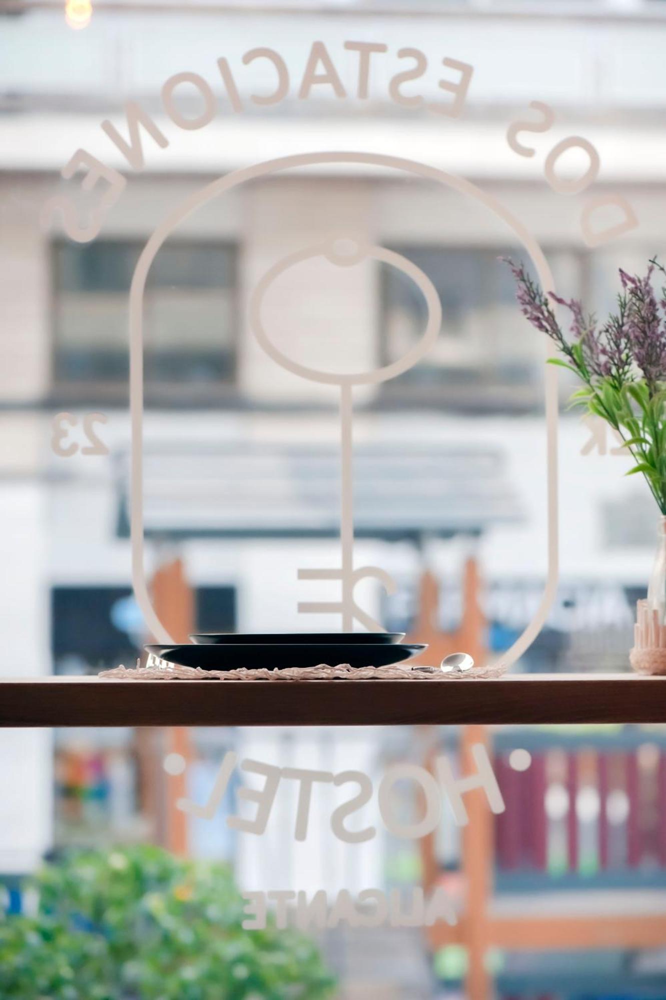 Hostel Dos Estaciones - Free Towels, Coffee & Tea, Remote Check-In Alicante Exterior foto