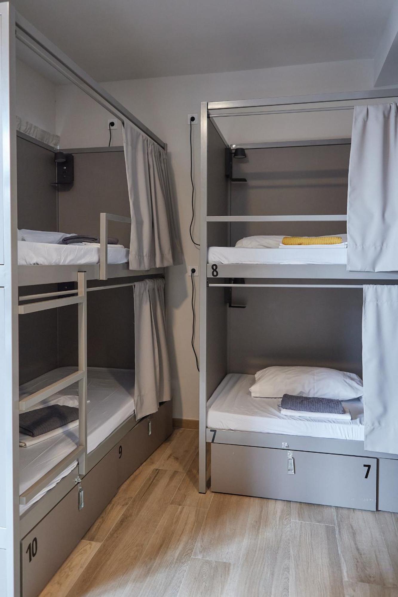 Hostel Dos Estaciones - Free Towels, Coffee & Tea, Remote Check-In Alicante Exterior foto